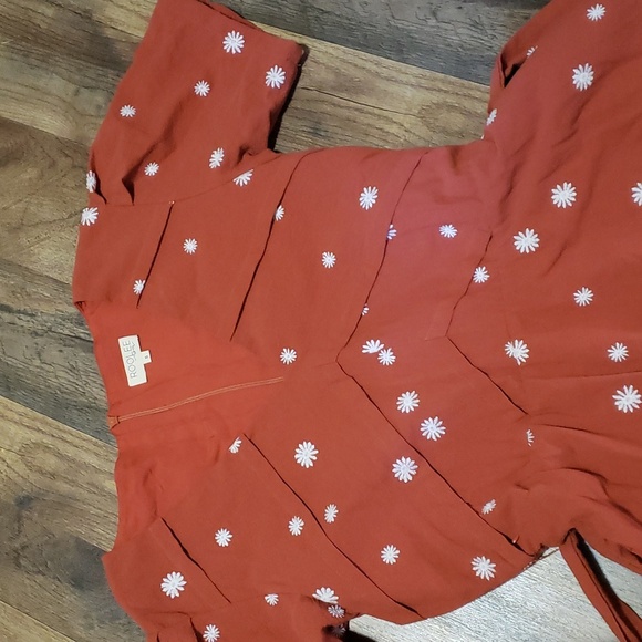 Roolee Mom Nursing Friendly dress - Picture 3 of 6